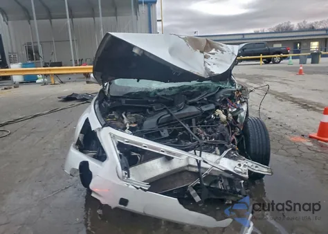 2014 Nissan Altima 2.5 z USA, uszkodzony, nr VIN 1N4AL3AP8EN338559